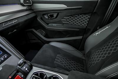 2024 Lamborghini Urus Performante-FULL PPF-MASSIVE $352K MSRP!   - Photo 41 - Joliet, IL 60435