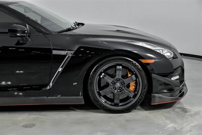 2014 Nissan GT-R Premium   - Photo 15 - Joliet, IL 60435
