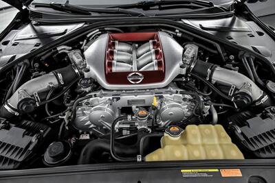 2014 Nissan GT-R Premium   - Photo 17 - Joliet, IL 60435