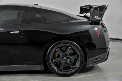 2014 Nissan GT-R Premium   - Photo 9 - Joliet, IL 60435