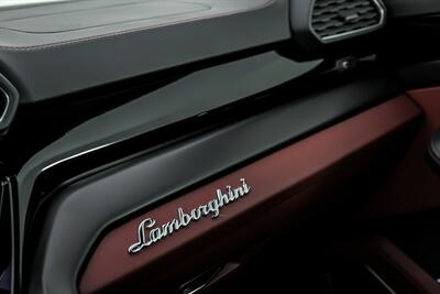 2022 Lamborghini Urus   - Photo 36 - Joliet, IL 60435