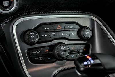 2020 Dodge Challenger R/T   - Photo 36 - Joliet, IL 60435