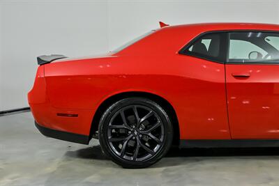 2020 Dodge Challenger R/T   - Photo 13 - Joliet, IL 60435