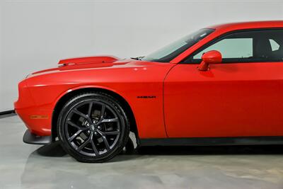 2020 Dodge Challenger R/T   - Photo 7 - Joliet, IL 60435