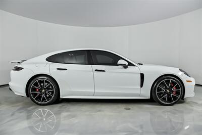 2020 Porsche Panamera GTS   - Photo 14 - Joliet, IL 60435