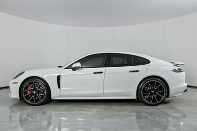2020 Porsche Panamera GTS   - Photo 8 - Joliet, IL 60435
