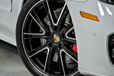 2020 Porsche Panamera GTS   - Photo 4 - Joliet, IL 60435