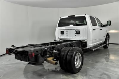 2022 RAM 3500 Tradesman   - Photo 12 - Joliet, IL 60435