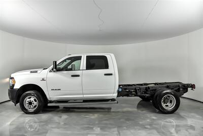 2022 RAM 3500 Tradesman   - Photo 8 - Joliet, IL 60435