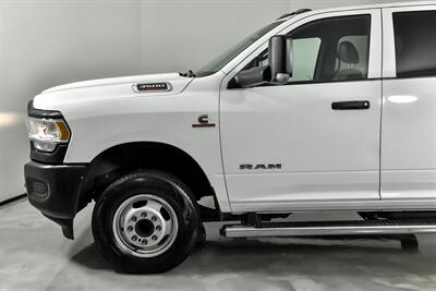 2022 RAM 3500 Tradesman   - Photo 7 - Joliet, IL 60435