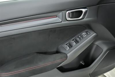 2023 Honda Civic Type R   - Photo 11 - Joliet, IL 60435