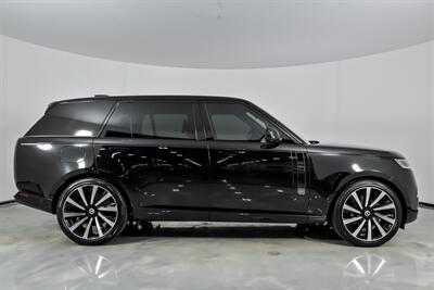 2023 Land Rover Range Rover P530 SV LWB-MASSIVE $255K MSRP-RARE TABLES IN REAR   - Photo 14 - Joliet, IL 60435
