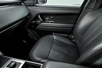 2023 Land Rover Range Rover P530 SV LWB-MASSIVE $255K MSRP-RARE TABLES IN REAR   - Photo 39 - Joliet, IL 60435