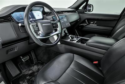 2023 Land Rover Range Rover P530 SV LWB-MASSIVE $255K MSRP-RARE TABLES IN REAR   - Photo 20 - Joliet, IL 60435