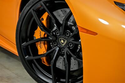 2015 Lamborghini Huracan LP 610-4   - Photo 4 - Joliet, IL 60435