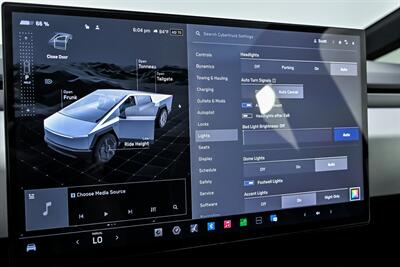 2024 Tesla Cybertruck   - Photo 38 - Joliet, IL 60435