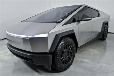 2024 Tesla Cybertruck   - Photo 6 - Joliet, IL 60435