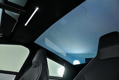 2024 Tesla Cybertruck   - Photo 22 - Joliet, IL 60435