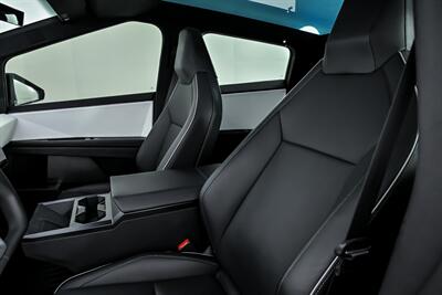 2024 Tesla Cybertruck   - Photo 21 - Joliet, IL 60435
