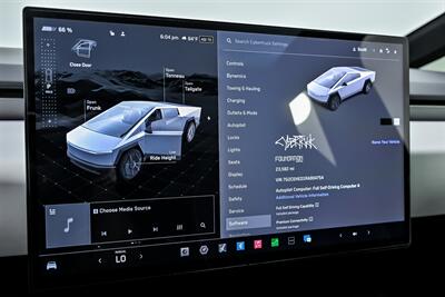 2024 Tesla Cybertruck   - Photo 40 - Joliet, IL 60435