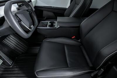 2024 Tesla Cybertruck   - Photo 20 - Joliet, IL 60435