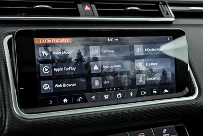2018 Land Rover Range Rover Velar P380 R-Dynamic SE - Photo 34 - Joliet, IL 60435