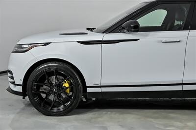 2018 Land Rover Range Rover Velar P380 R-Dynamic SE - Photo 7 - Joliet, IL 60435