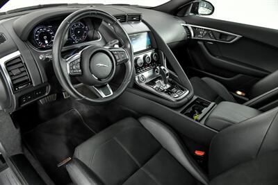 2021 Jaguar F-TYPE P300   - Photo 26 - Joliet, IL 60435