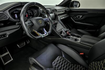 2021 Lamborghini Urus   - Photo 21 - Joliet, IL 60435