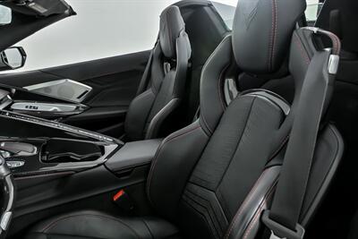 2023 Chevrolet Corvette Z06 3LZ   - Photo 23 - Joliet, IL 60435
