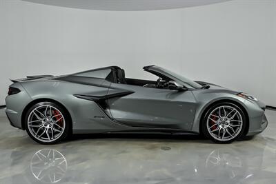 2023 Chevrolet Corvette Z06 3LZ   - Photo 14 - Joliet, IL 60435