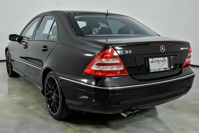 2003 Mercedes-Benz C 32 AMG - Photo 10 - Joliet, IL 60435