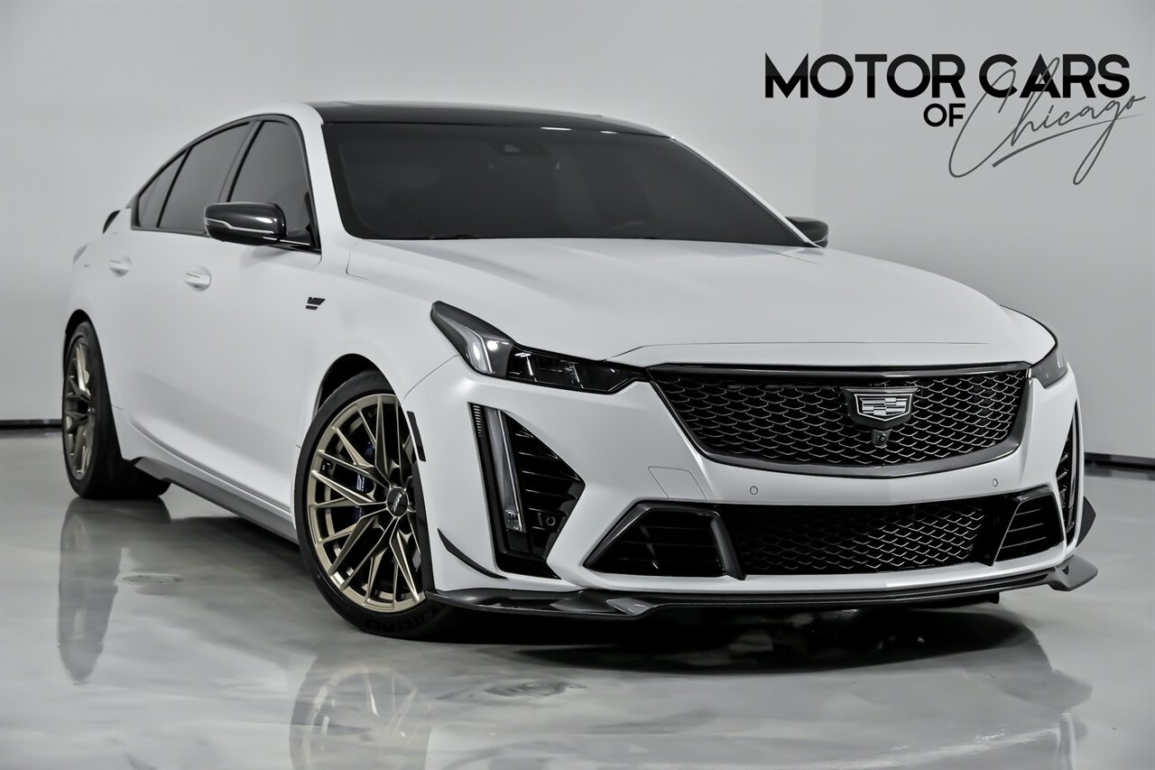 2024 Cadillac CT5 V-Series Blackwing's photo