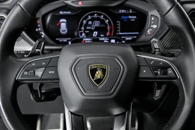 2022 Lamborghini Urus -FACTORY MATTE BLACK - Photo 31 - Joliet, IL 60435
