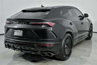 2022 Lamborghini Urus -FACTORY MATTE BLACK - Photo 12 - Joliet, IL 60435