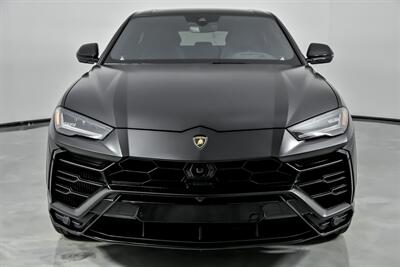 2022 Lamborghini Urus -FACTORY MATTE BLACK - Photo 5 - Joliet, IL 60435