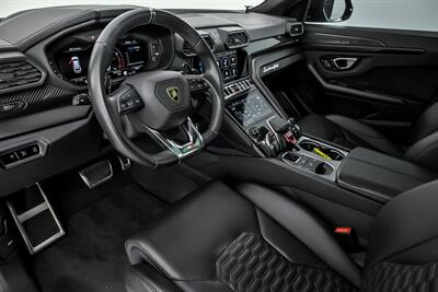 2022 Lamborghini Urus -FACTORY MATTE BLACK - Photo 21 - Joliet, IL 60435