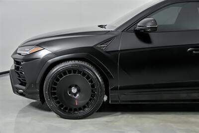 2022 Lamborghini Urus -FACTORY MATTE BLACK - Photo 7 - Joliet, IL 60435