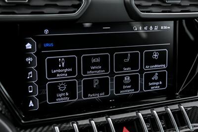 2022 Lamborghini Urus -FACTORY MATTE BLACK - Photo 37 - Joliet, IL 60435