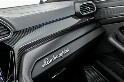 2022 Lamborghini Urus -FACTORY MATTE BLACK - Photo 42 - Joliet, IL 60435