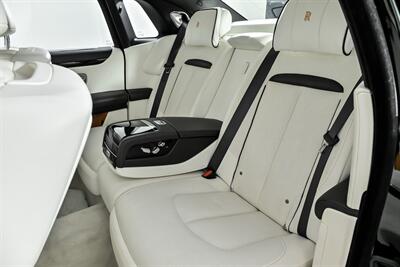 2021 Rolls-Royce Ghost   - Photo 25 - Joliet, IL 60435
