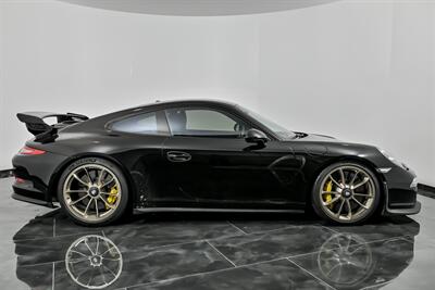 2015 Porsche 911 GT3   - Photo 12 - Joliet, IL 60435