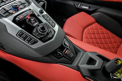 2018 Lamborghini Aventador LP 740-4 S-FULL SATIN PPF - Photo 43 - Joliet, IL 60435