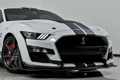 2022 Ford Mustang Shelby GT500-CFTP!   - Photo 3 - Joliet, IL 60435