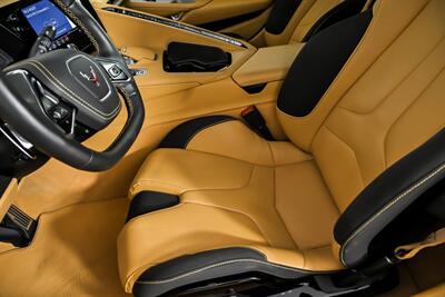 2020 Chevrolet Corvette Stingray 3LT   - Photo 24 - Joliet, IL 60435