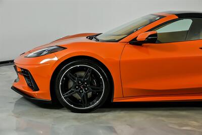 2020 Chevrolet Corvette Stingray 3LT   - Photo 7 - Joliet, IL 60435