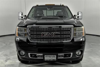 2011 GMC Sierra 3500 Denali   - Photo 5 - Joliet, IL 60435