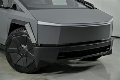2024 Tesla Cybertruck - Photo 3 - Joliet, IL 60435