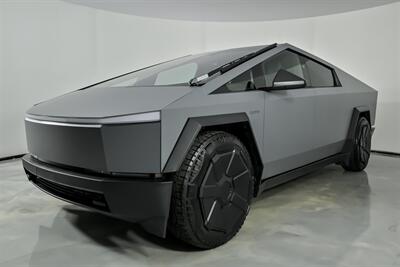 2024 Tesla Cybertruck - Photo 6 - Joliet, IL 60435