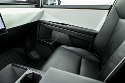 2024 Tesla Cybertruck - Photo 42 - Joliet, IL 60435